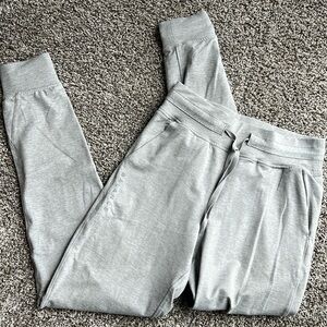Balance athletica joggers